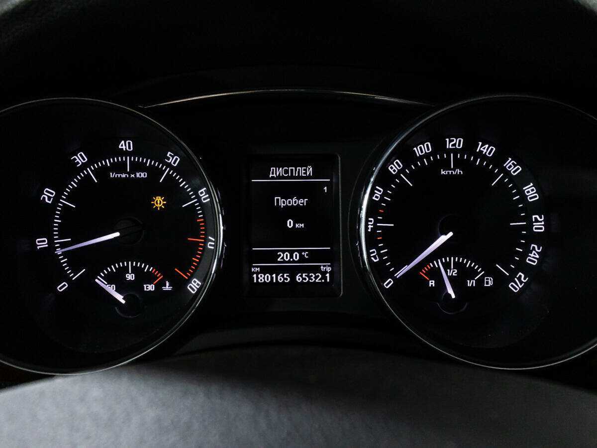 Skoda Superb, 2012 Фото №12