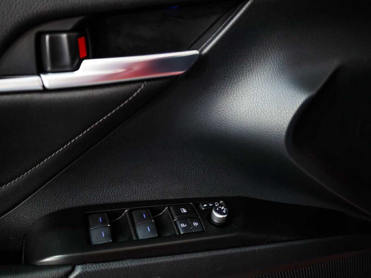 Toyota Camry, 2021 Фото №17
