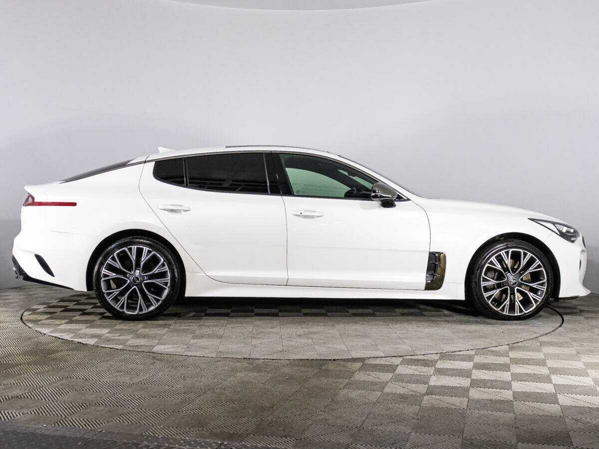 Kia Stinger, 2018 - 106 300 км. | Фото №4