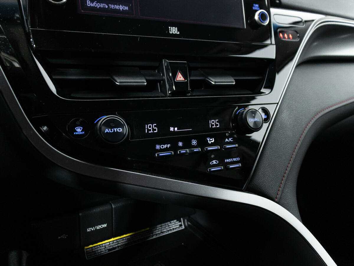 Toyota Camry, 2022 Фото №14