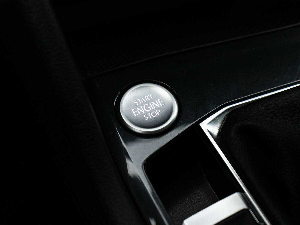 Volkswagen Tiguan, 2021 Фото №18