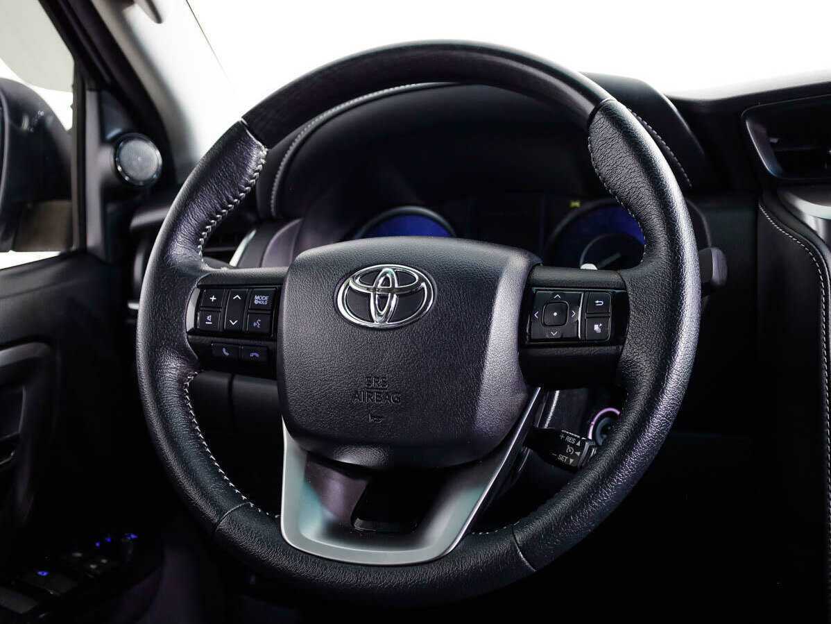 Toyota Fortuner, 2021 Фото №19