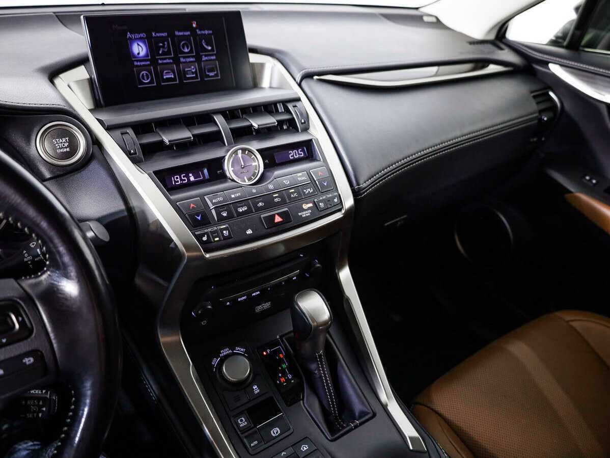 Lexus NX 200t, 2017 Фото №10