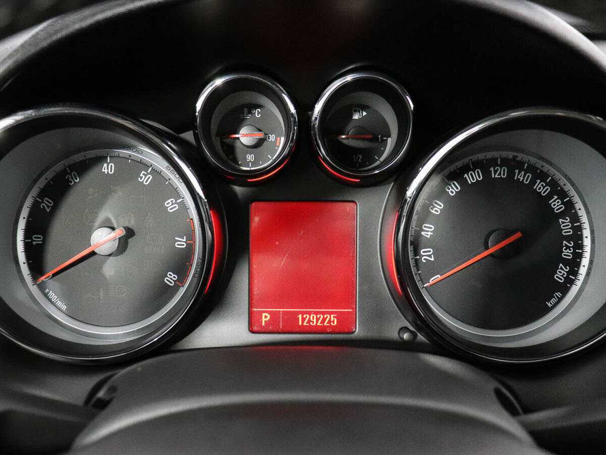 Opel Astra, 2011 Фото №11