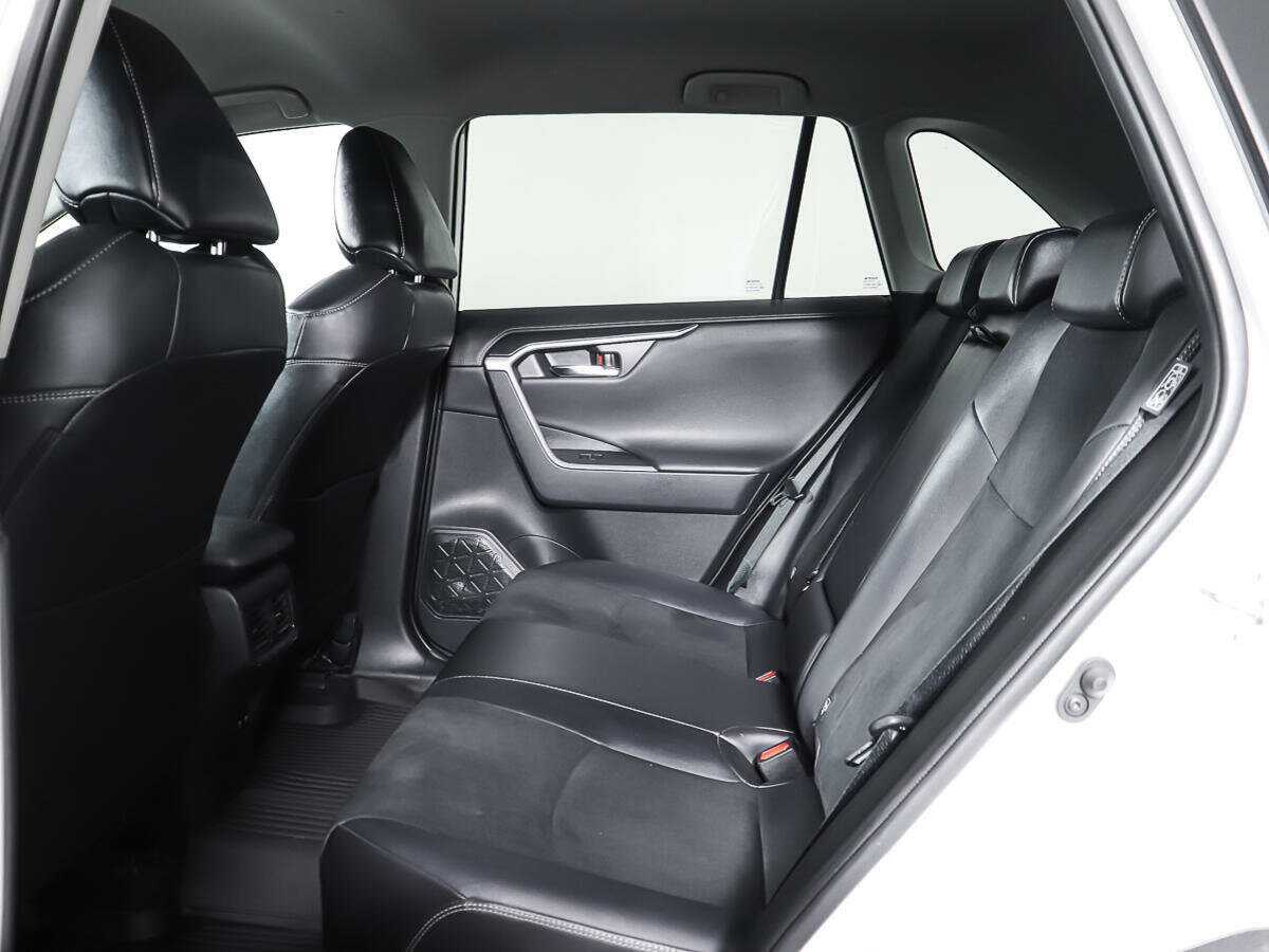 Toyota RAV4, 2022 Фото №12