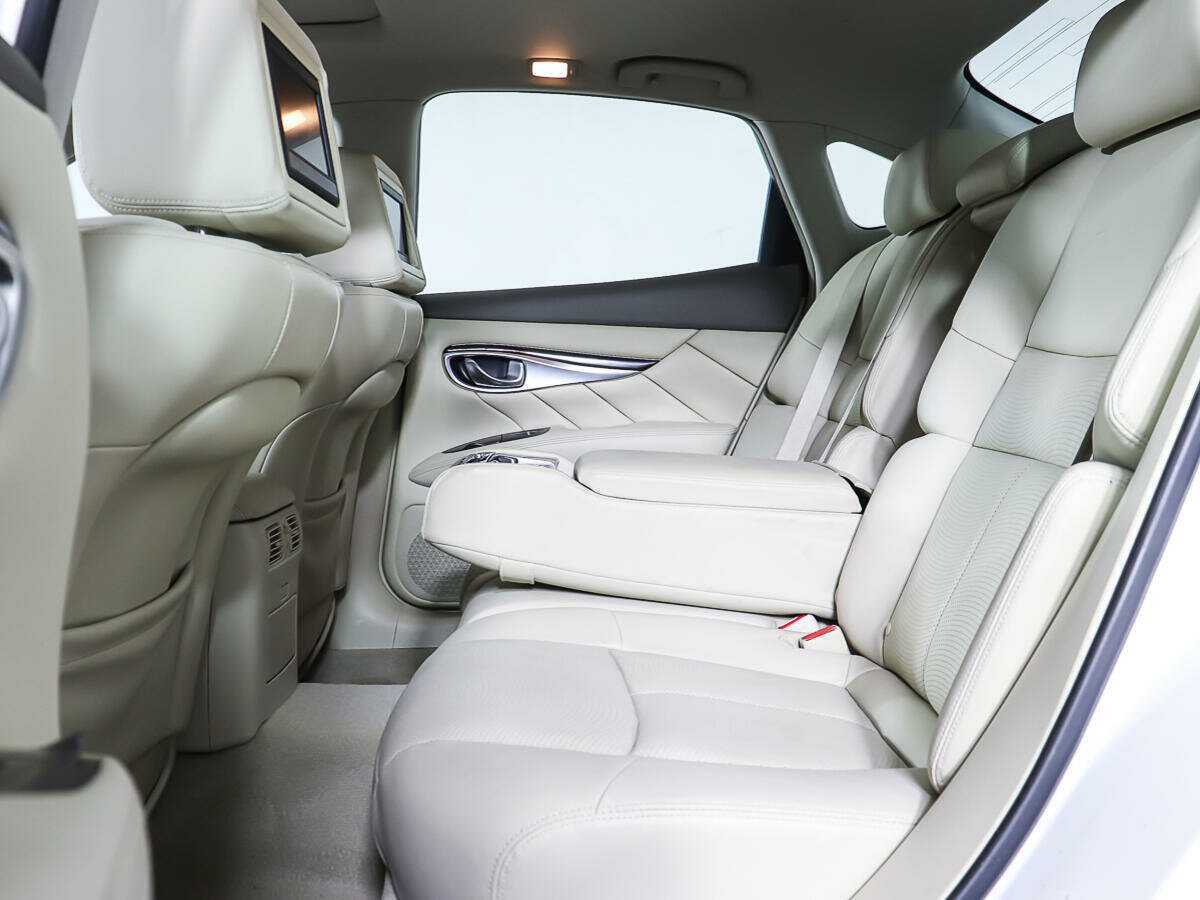 Infiniti M37, 2012 Фото №11