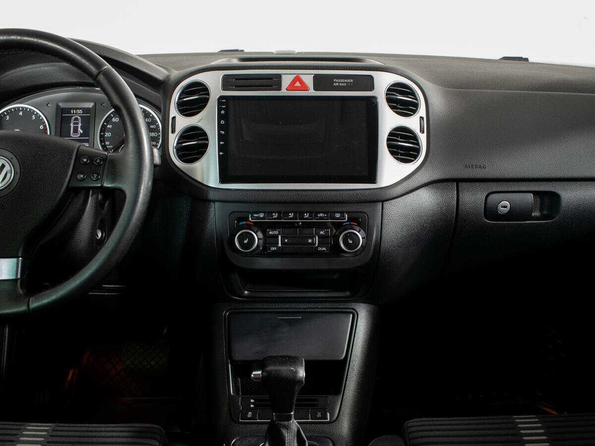 Volkswagen Tiguan, 2010 Фото №9