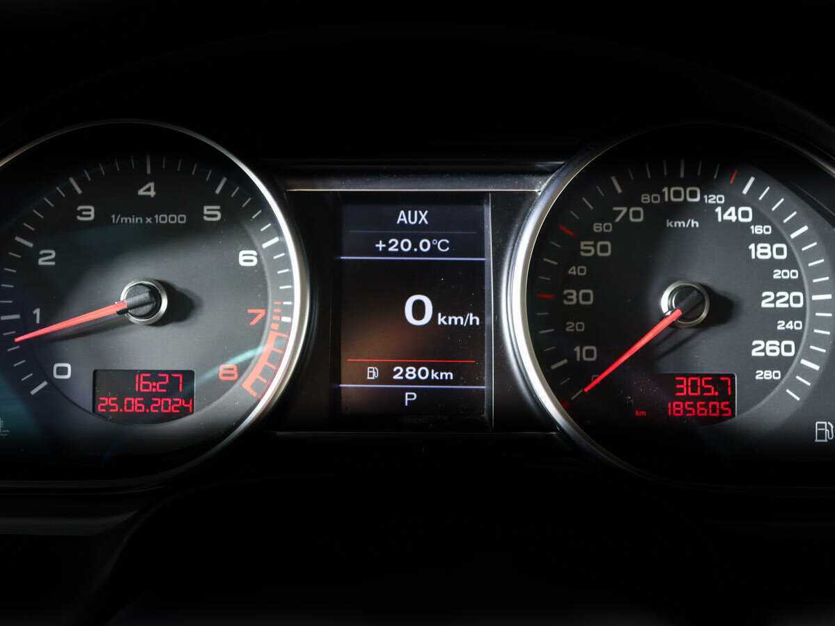 Audi Q7, 2010 Фото №11