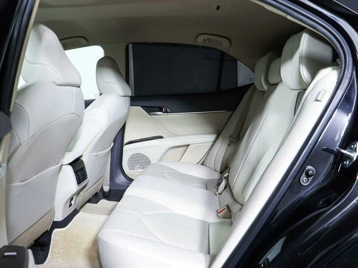 Toyota Camry, 2021 Фото №13
