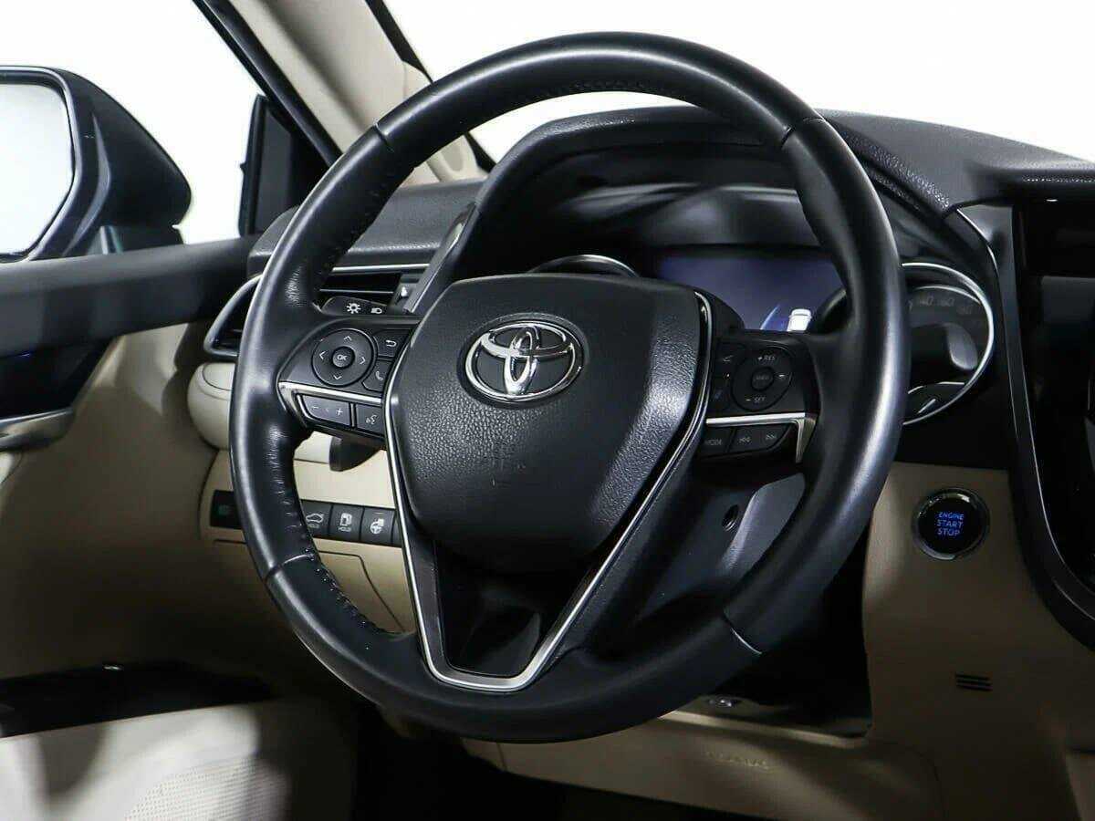 Toyota Camry, 2021 Фото №18