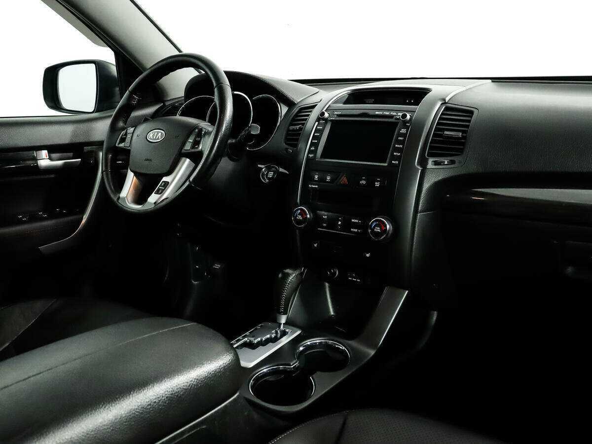 Kia Sorento, 2011 Фото №13