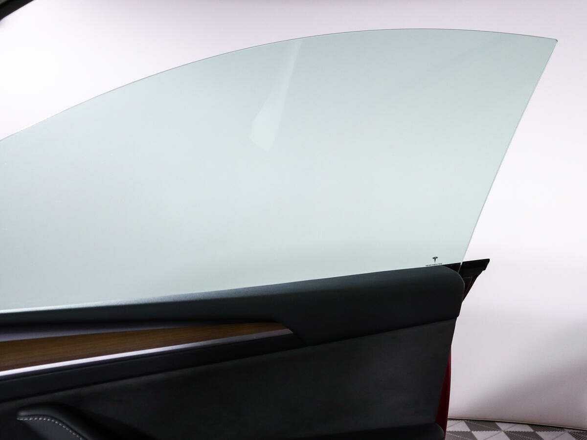 Tesla Model Y Long Range Dual Motor, 2023 Фото №19