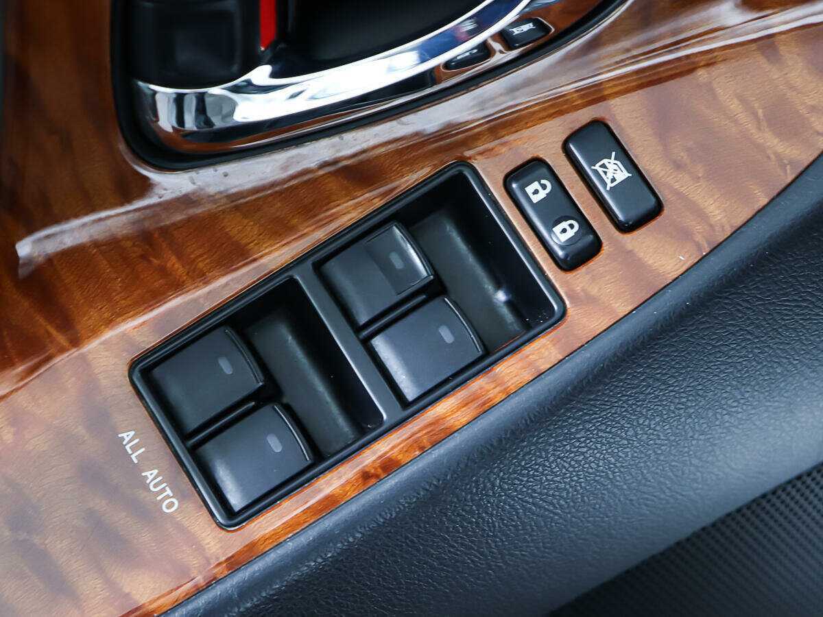 Toyota Camry, 2010 Фото №16