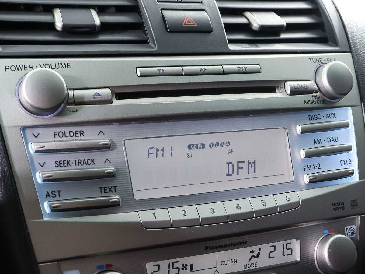 Toyota Camry, 2010 Фото №19