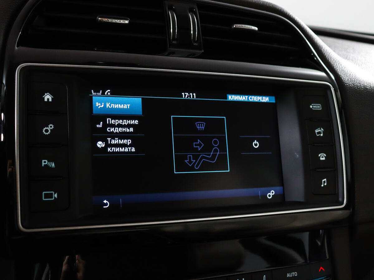 Jaguar F-Pace, 2016 Фото №15