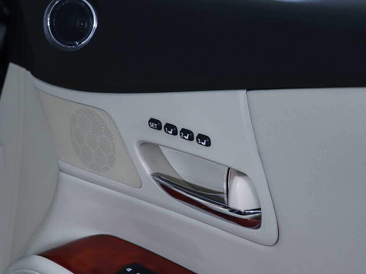 Lexus RX 350, 2010 Фото №18