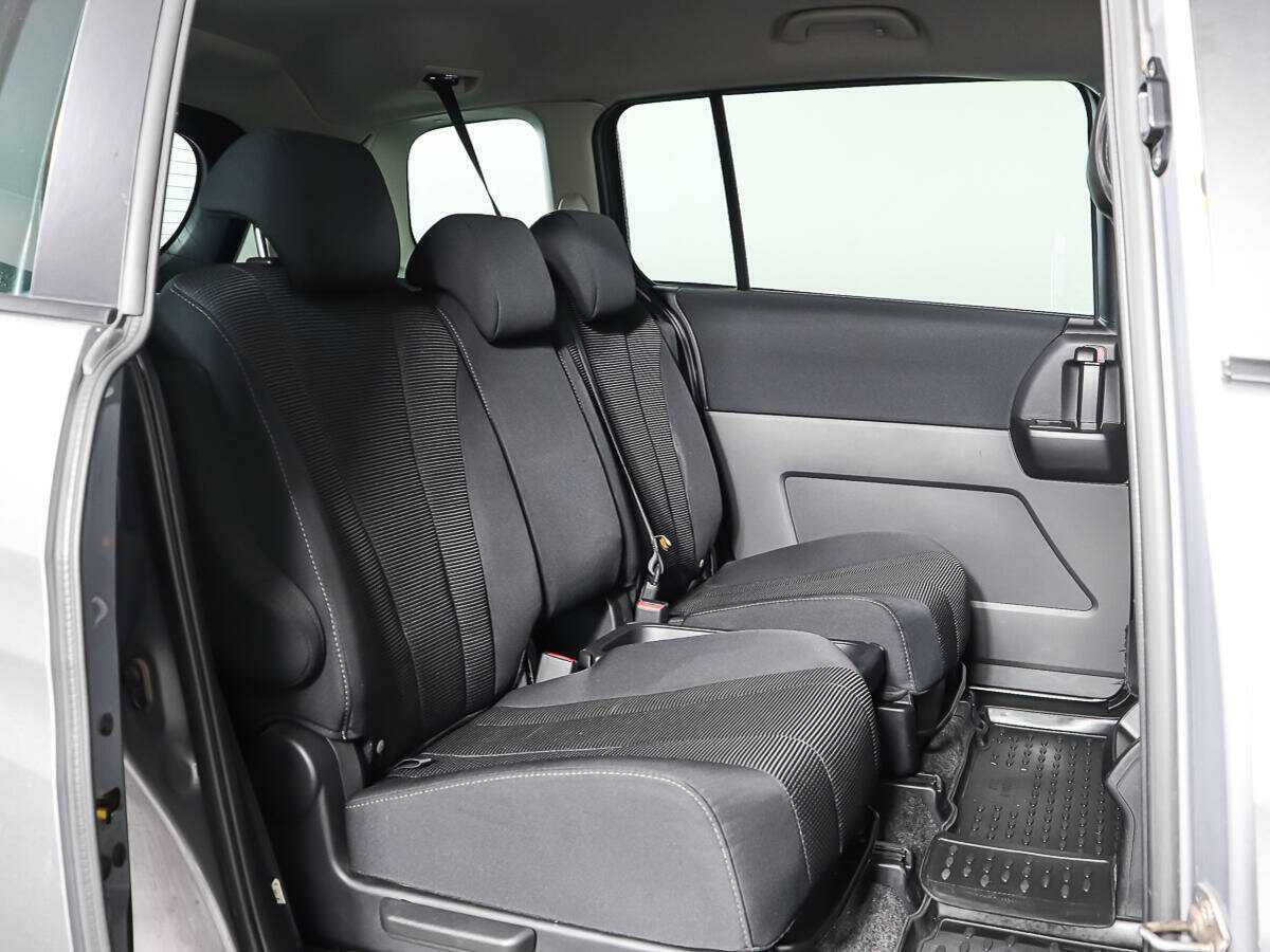 Mazda 5, 2013 Фото №11