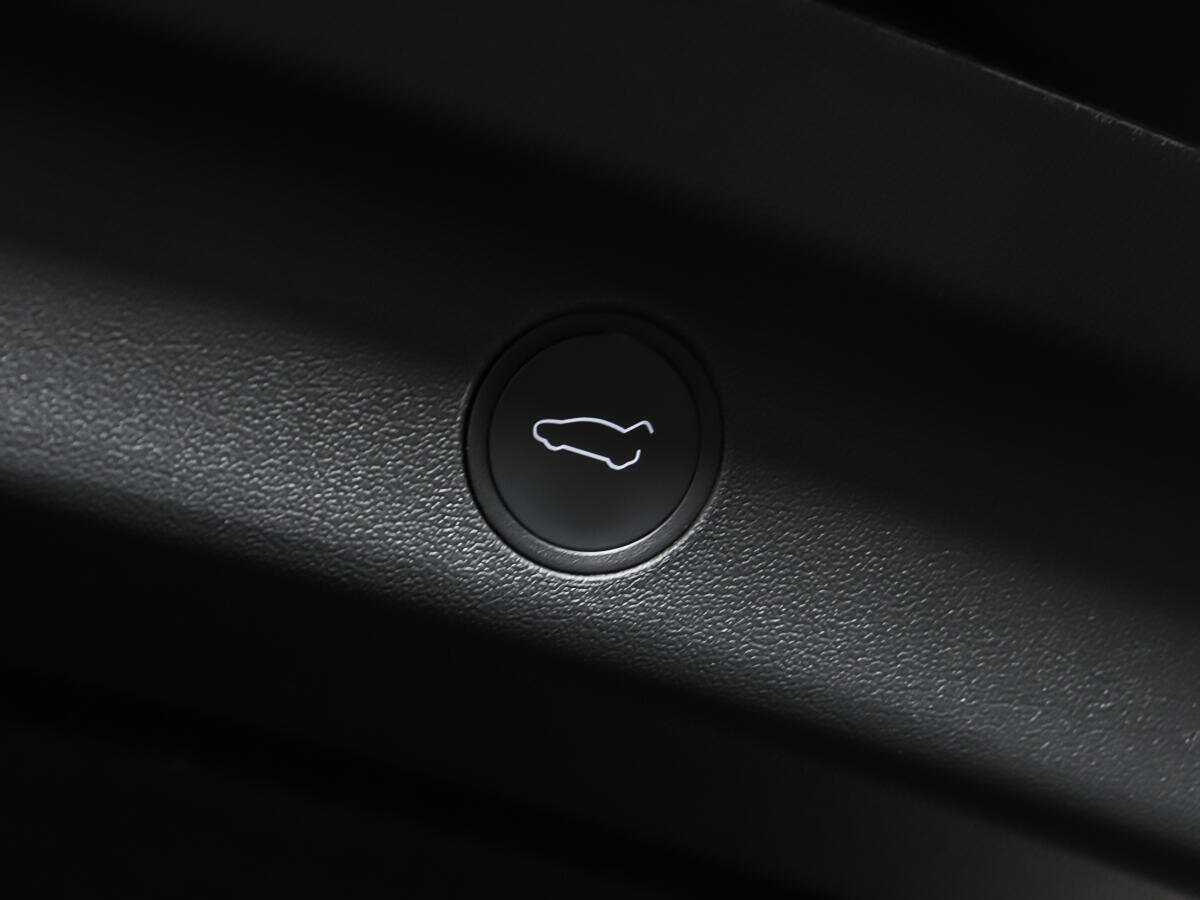 Tesla Model Y Performance, 2021 Фото №17