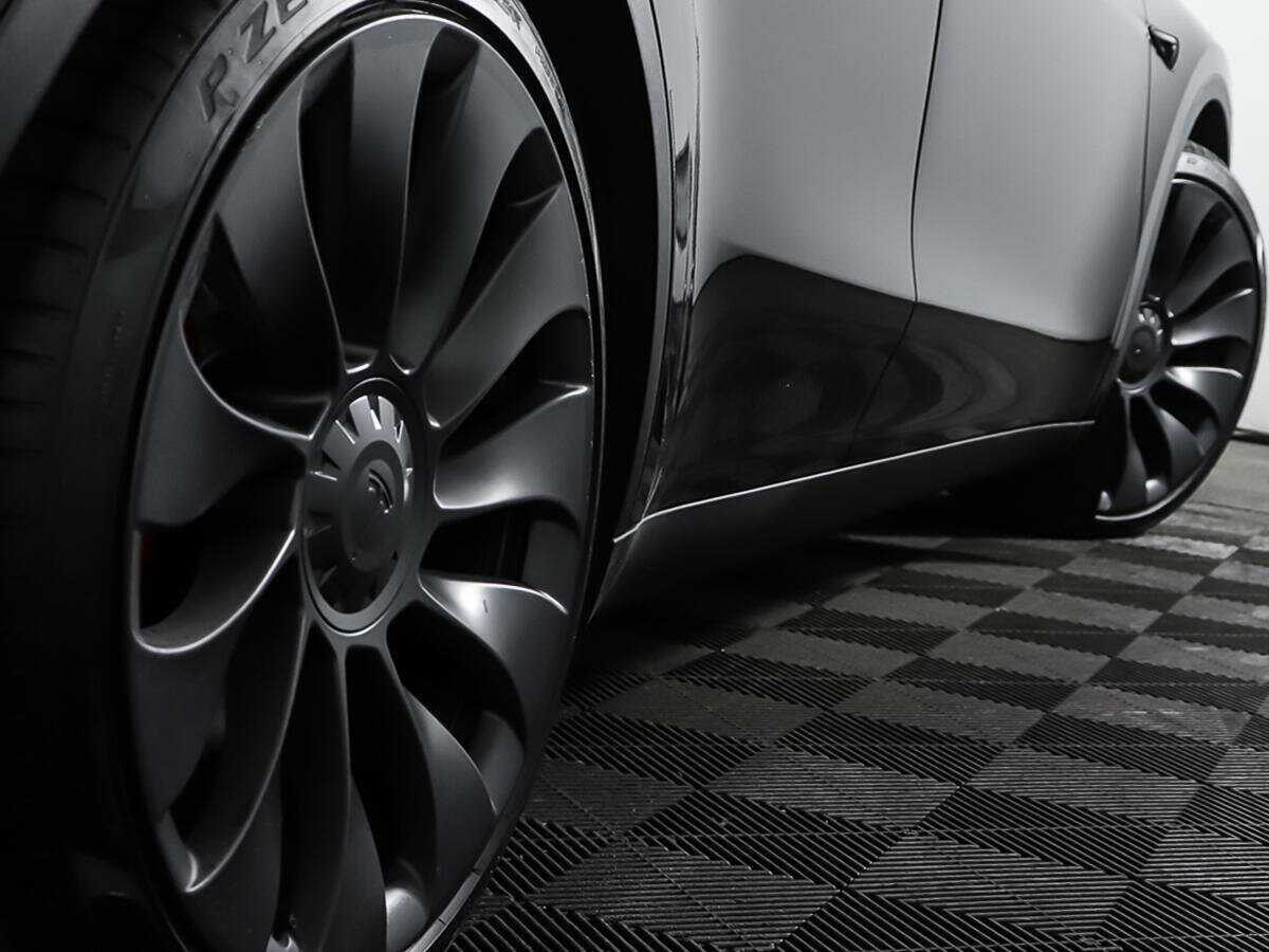 Tesla Model Y Performance, 2021 Фото №22