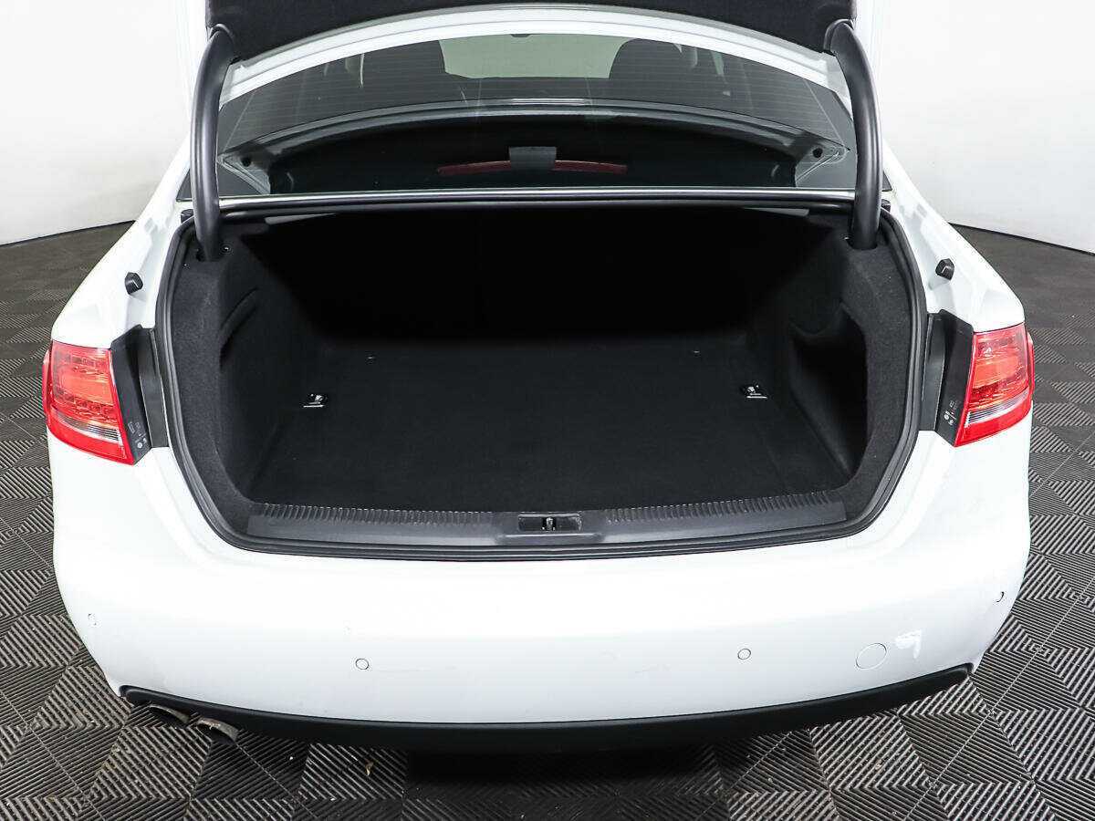 Audi A4, 2011 Фото №9