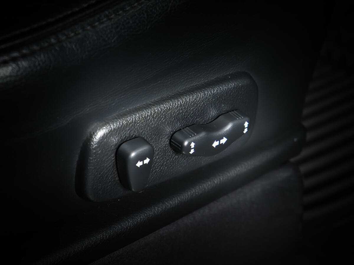 Infiniti QX56, 2008 Фото №15