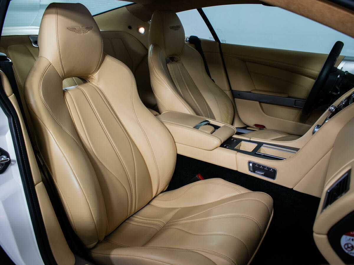 Aston Martin DB9, 2013 Фото №14