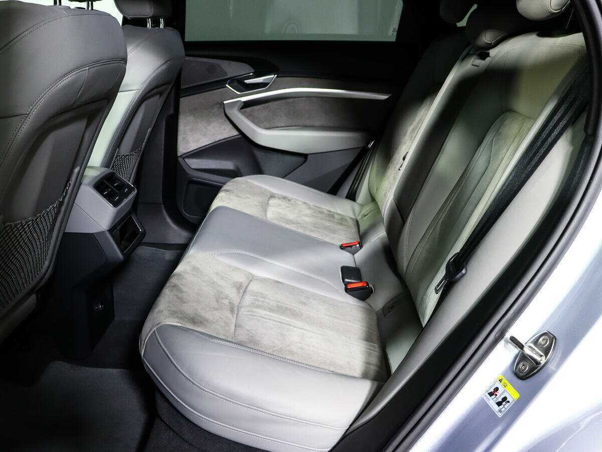 Audi e-tron Sportback 55, 2020 Фото №8