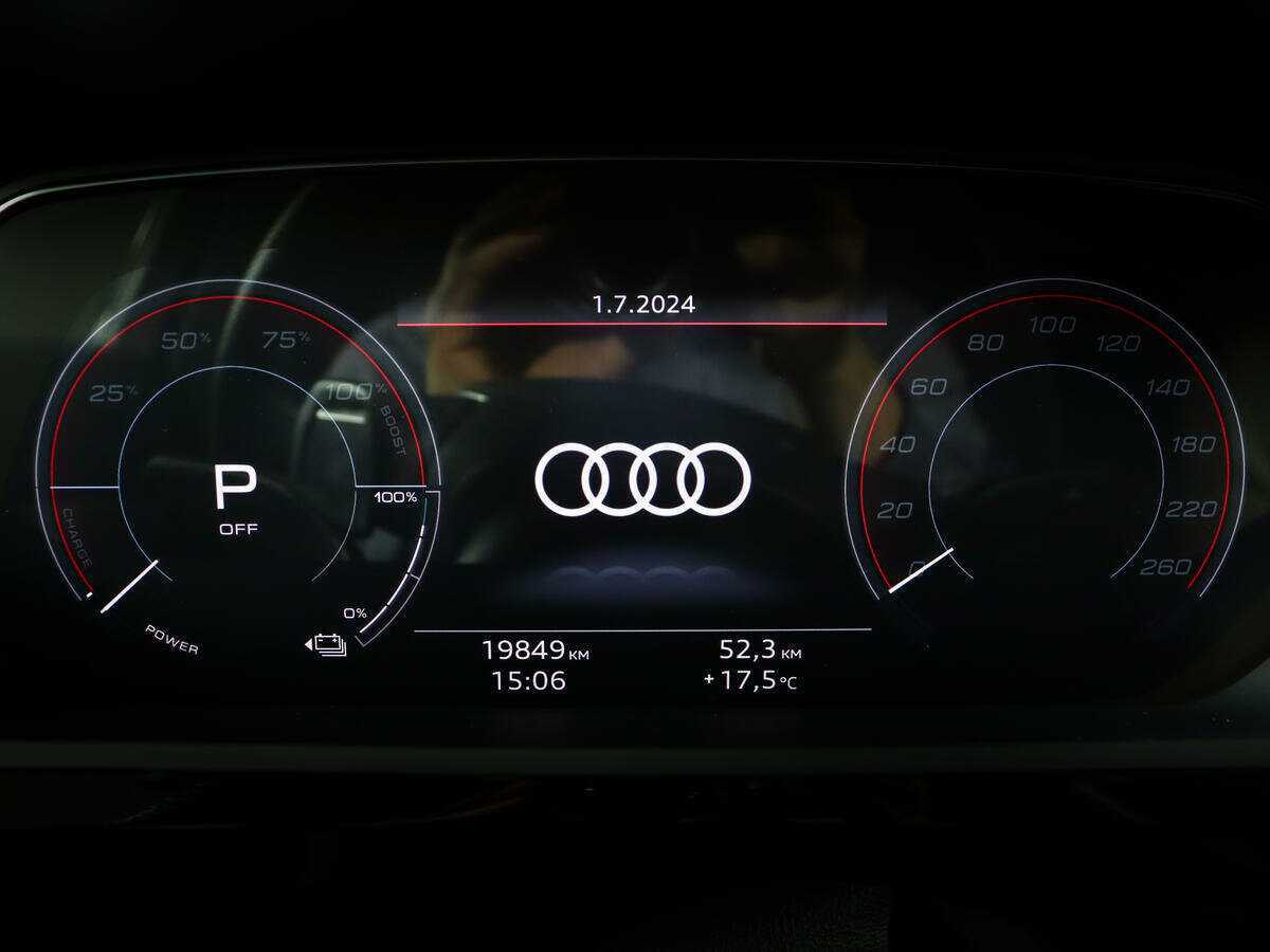 Audi e-tron Sportback 55, 2020 Фото №9