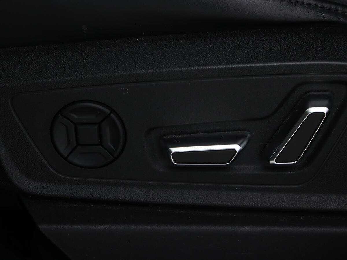 Audi e-tron 55, 2019 Фото №23