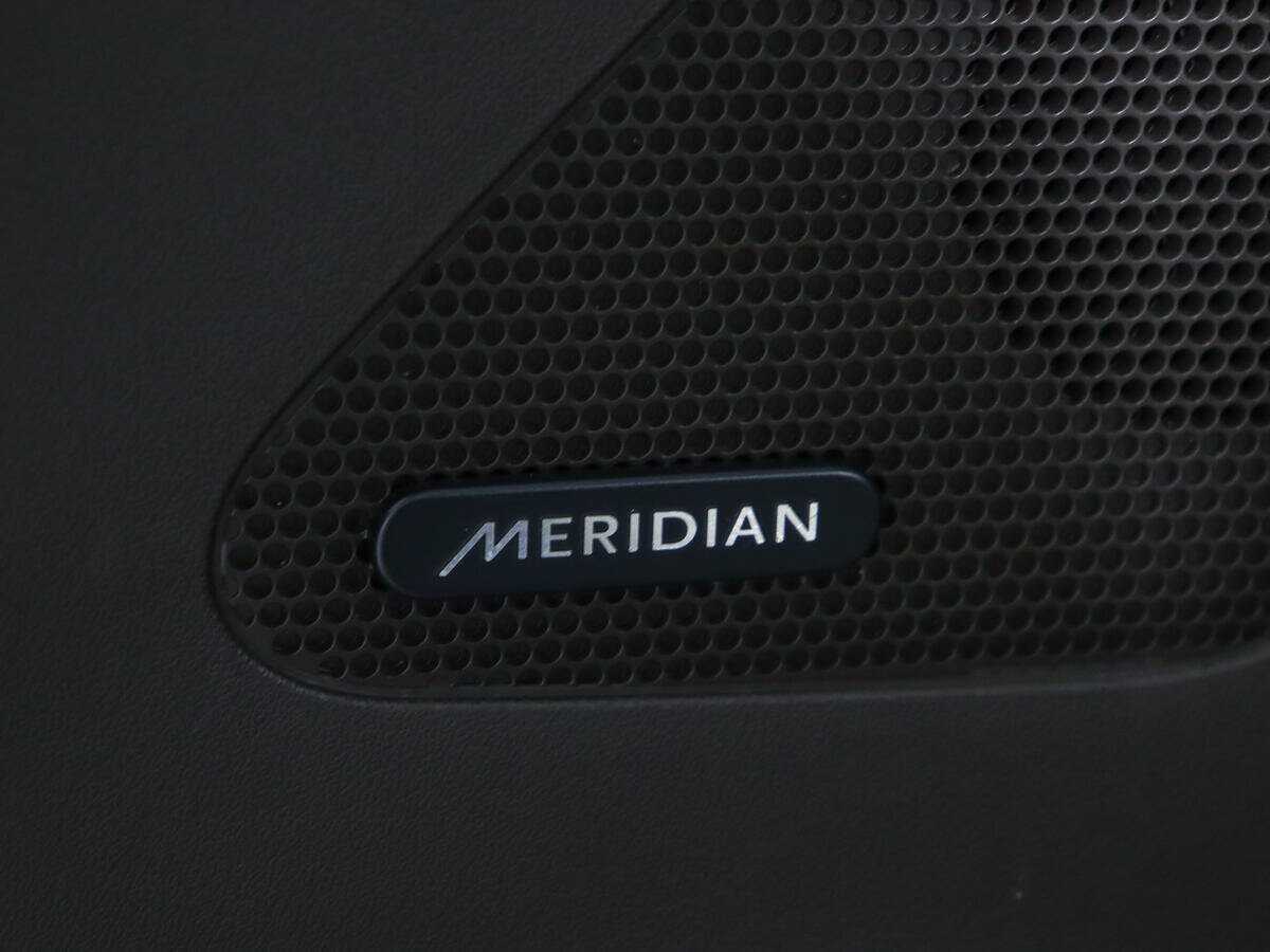 Jaguar F-Pace, 2016 Фото №22