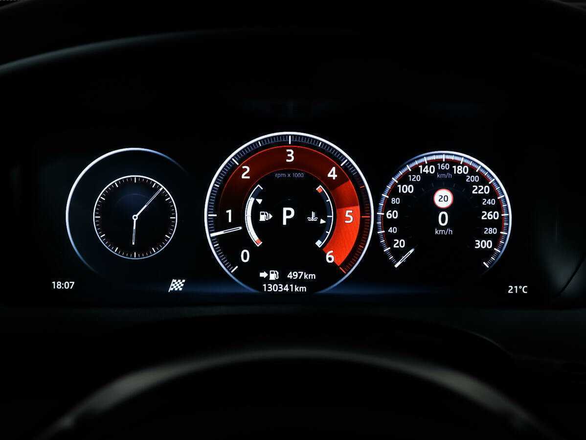 Jaguar F-Pace, 2017 Фото №10