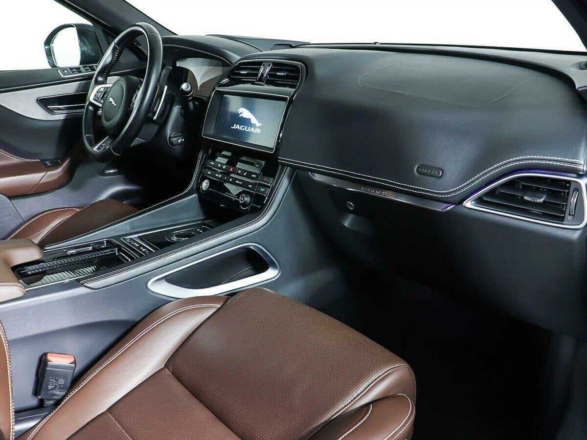 Jaguar F-Pace, 2018 Фото №9