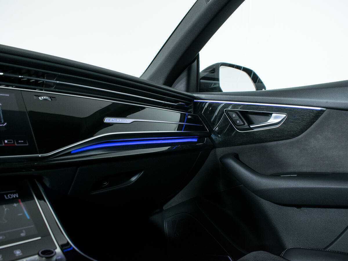 Audi Q8 55 TFSI, 2019 Фото №13