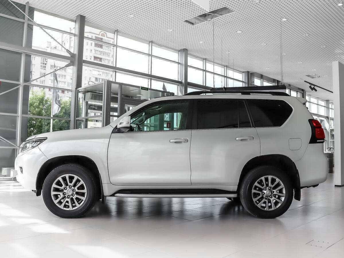 Toyota Land Cruiser Prado, 2019 Фото №3