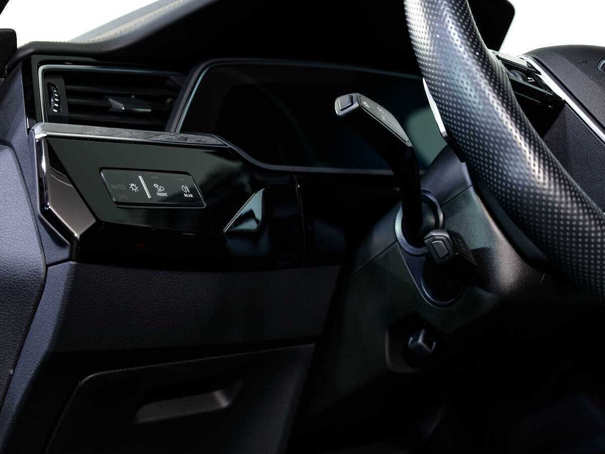 Audi e-tron 50, 2021 Фото №16