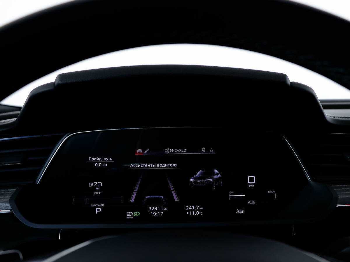 Audi e-tron 50, 2021 Фото №22