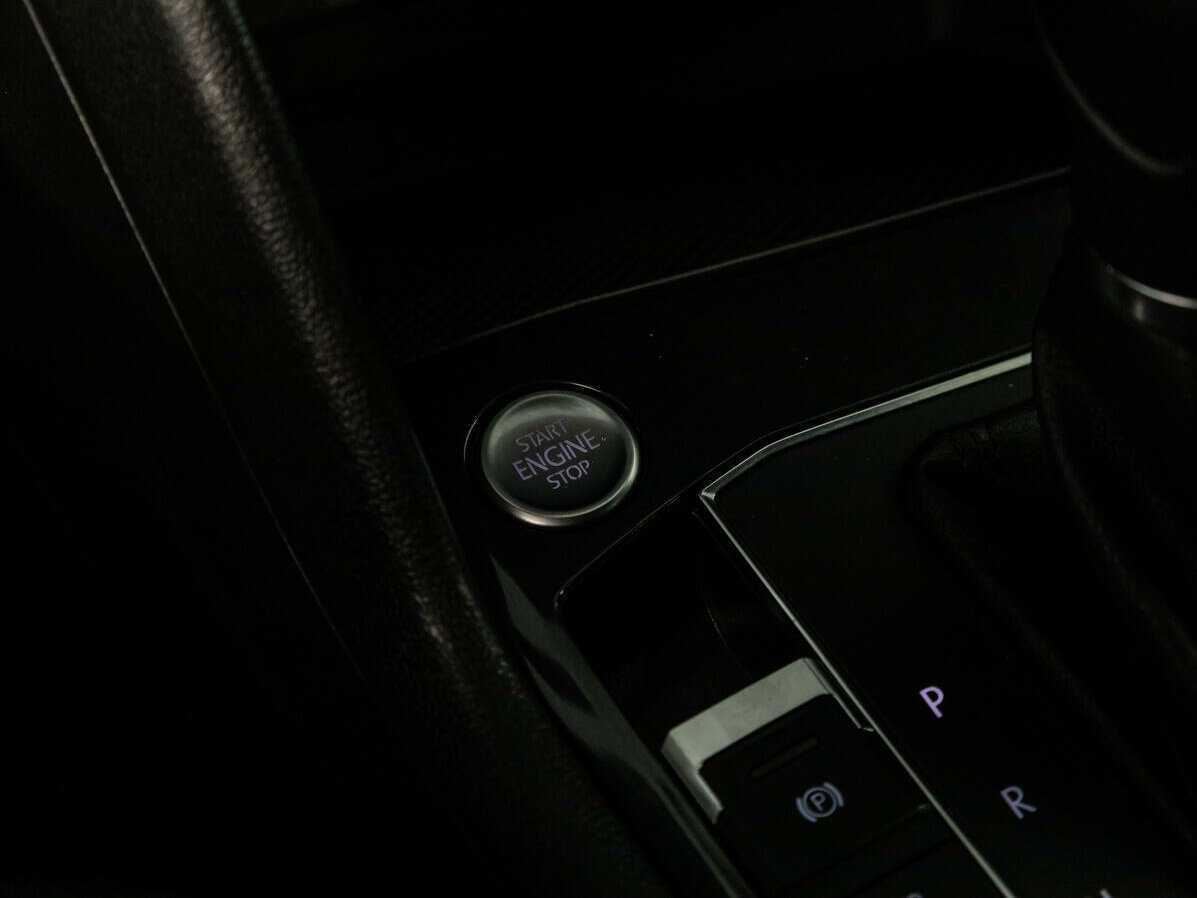 Volkswagen Tiguan L, 2018 Фото №18