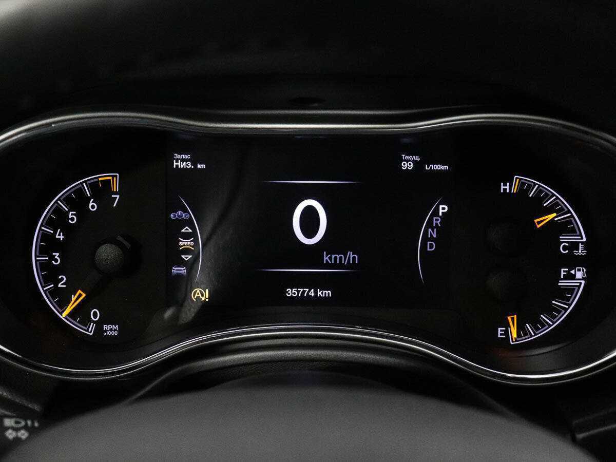 Jeep Grand Cherokee, 2018 Фото №13