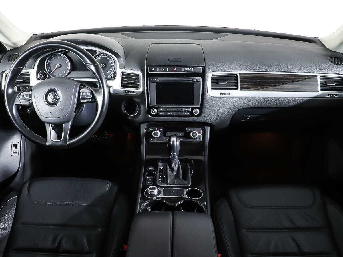 Volkswagen Touareg, 2015 Фото №11