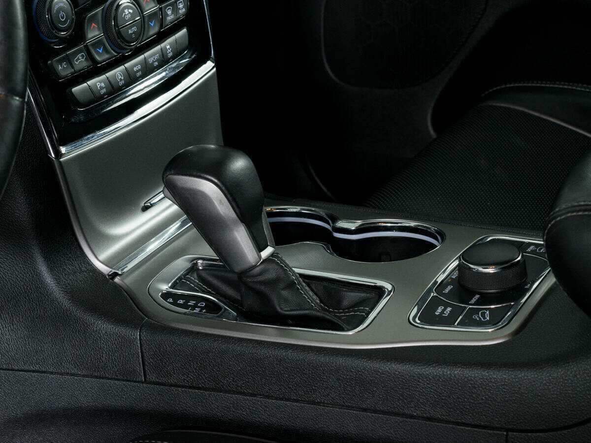 Jeep Grand Cherokee, 2019 Фото №19