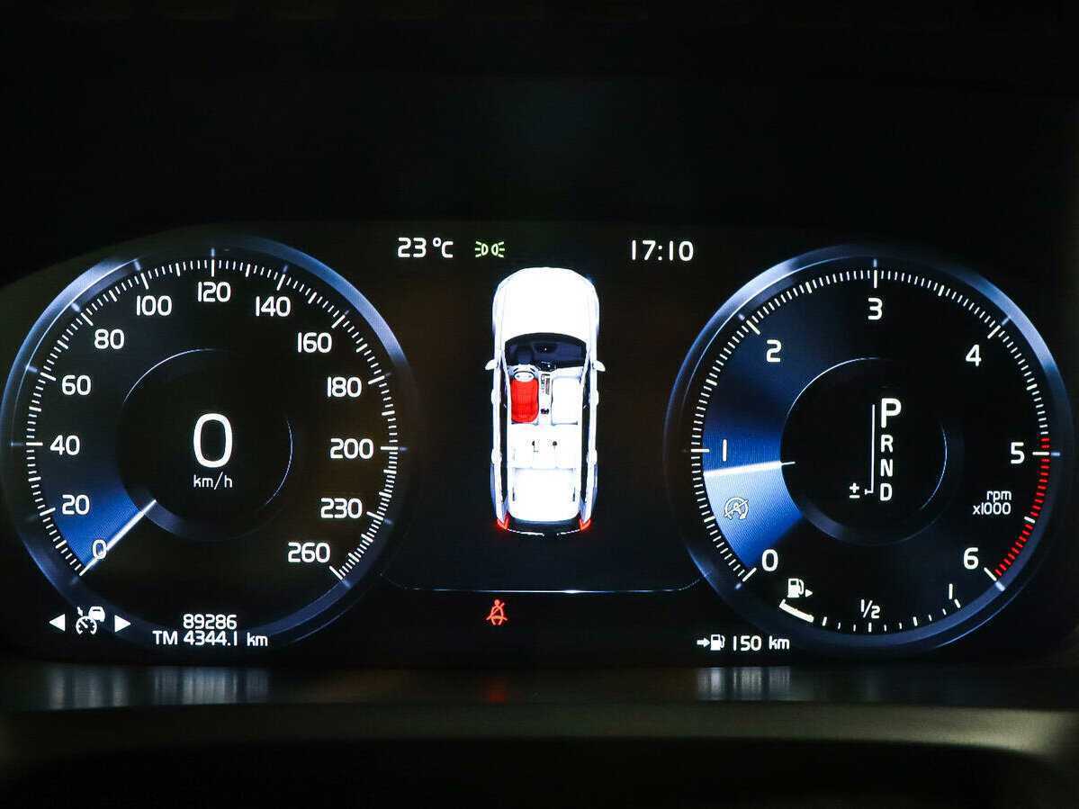 Volvo XC90, 2018 Фото №11