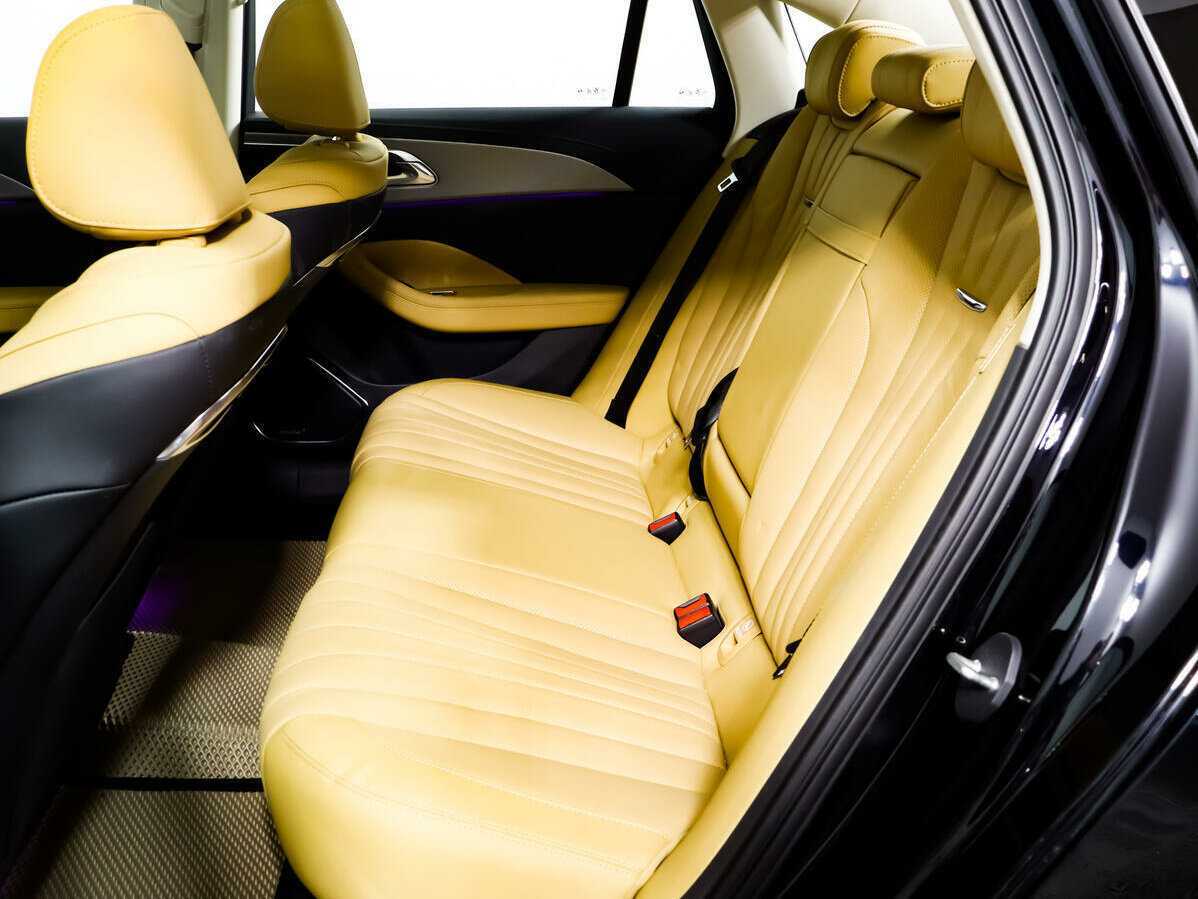 Hongqi H5, 2023 Фото №12