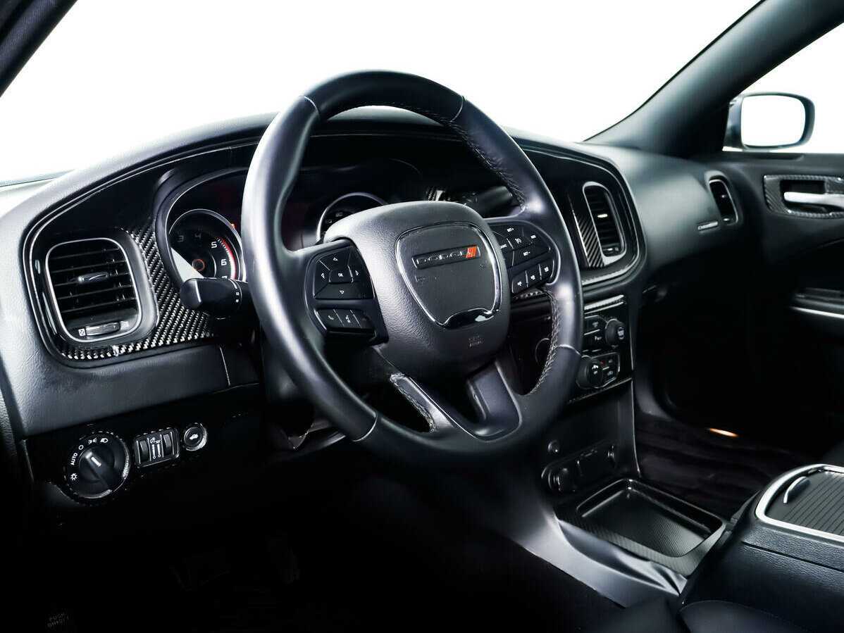 Dodge Charger R__T, 2019 Фото №12