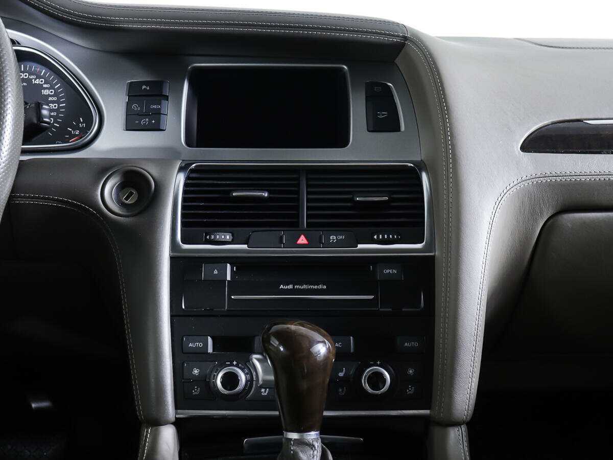 Audi Q7, 2010 Фото №14