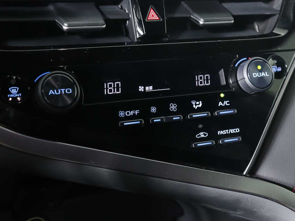 Toyota Camry, 2021 Фото №17