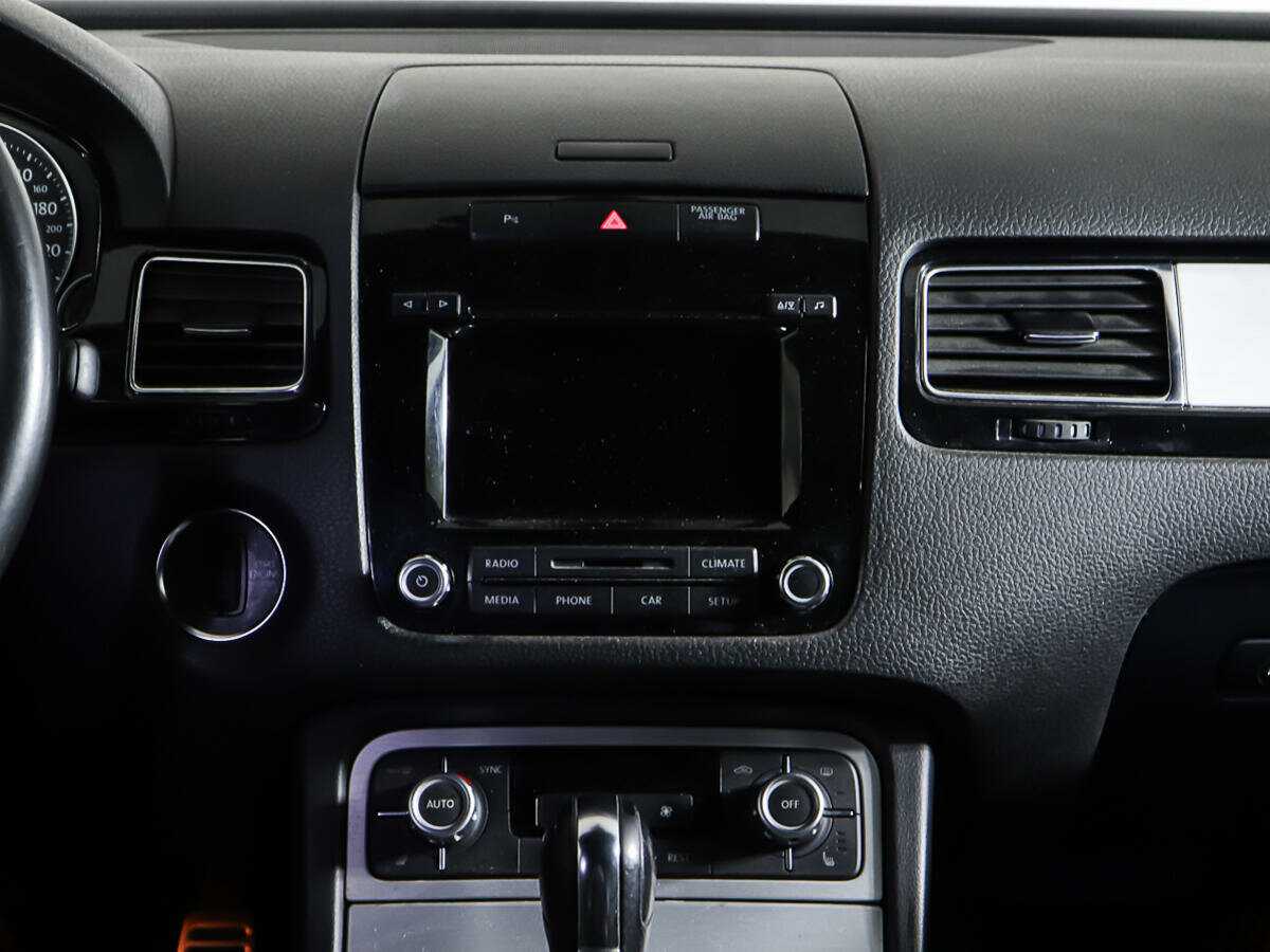 Volkswagen Touareg, 2011 Фото №14