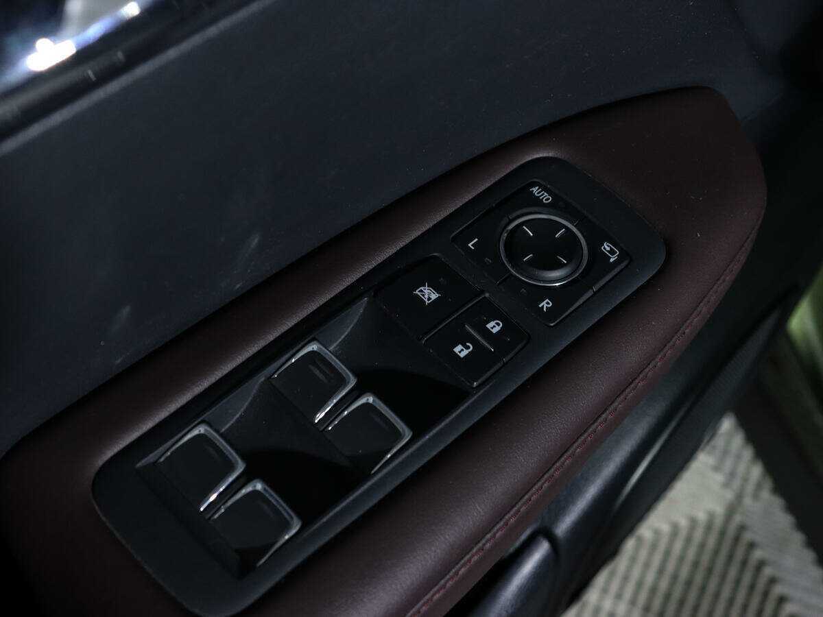 Lexus RX 300, 2021 Фото №18