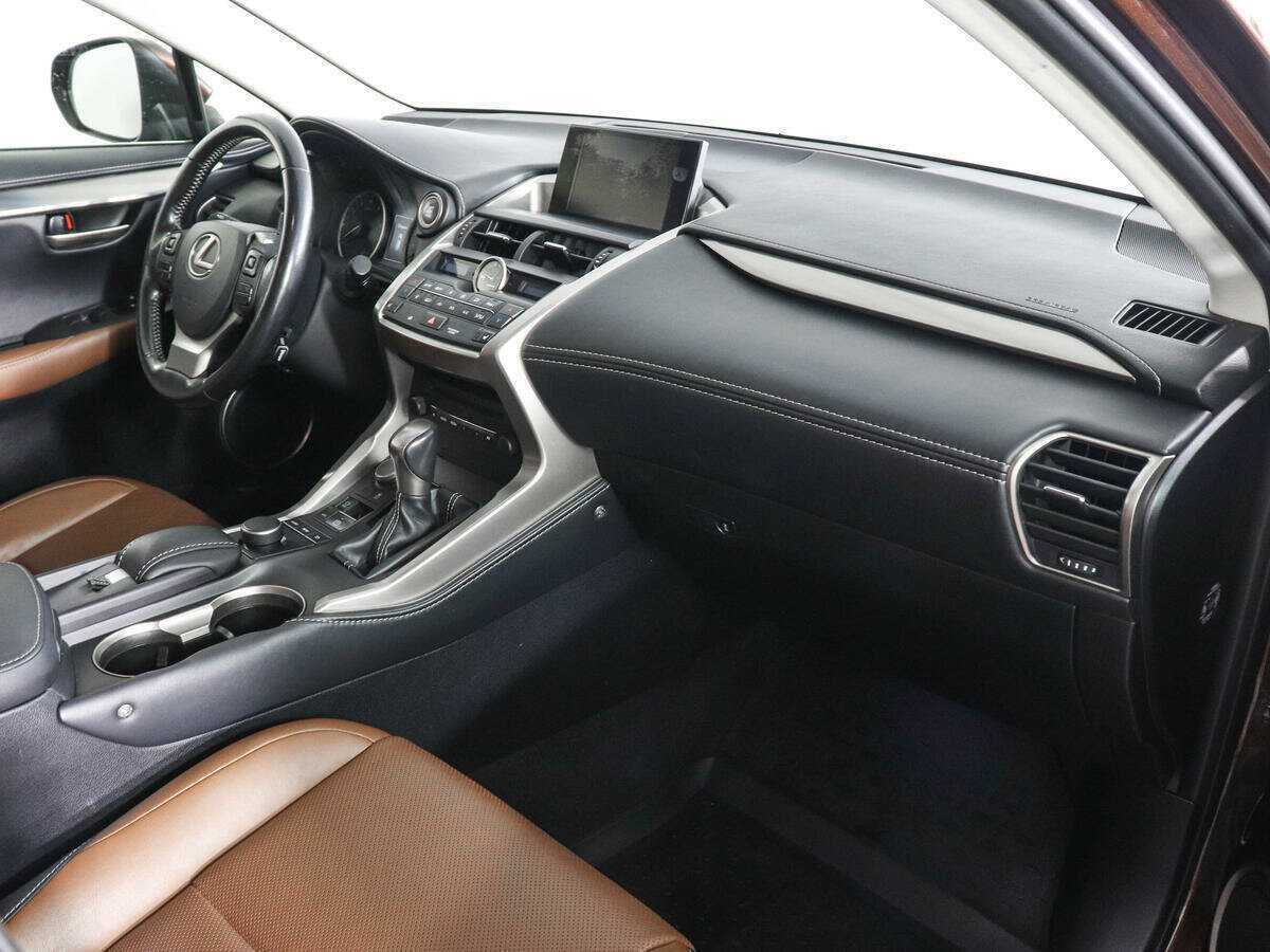 Lexus NX 200t, 2016 Фото №10
