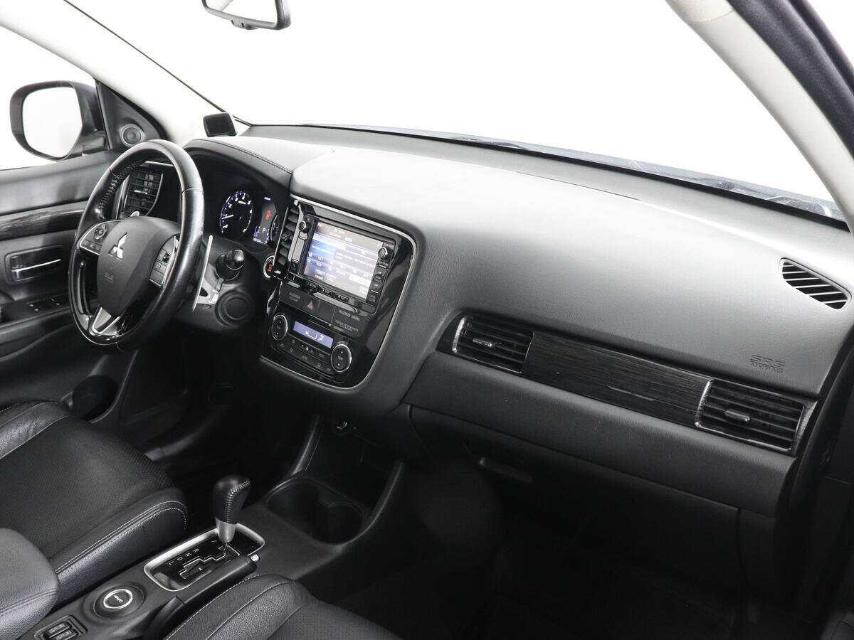 Mitsubishi Outlander, 2016 Фото №10