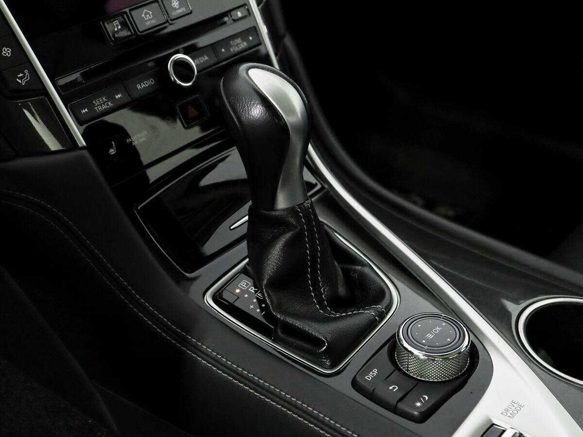 Infiniti Q50, 2015 Фото №10